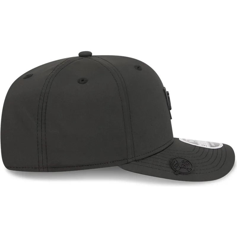 cap-ivelt-cheren-snapbek-9seventy-stretch-snap-clubhouse-new-york-yankees-mlb-new-era