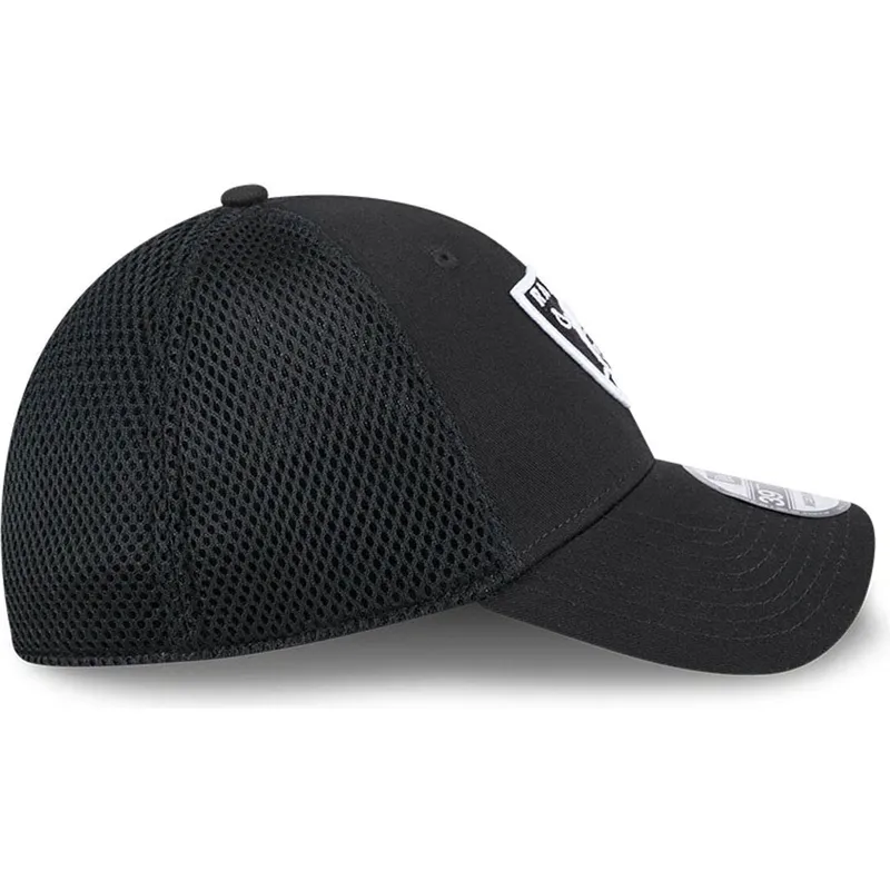 svart-justerad-trucker-keps-39thirty-evergreen-neo-fran-las-vegas-raiders-nfl-av-new-era
