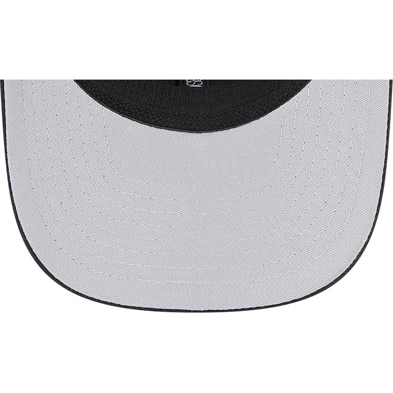 schwarze-trucker-kappe-9seventy-stretch-snap-evergreen-der-chicago-white-sox-mlb-von-new-era