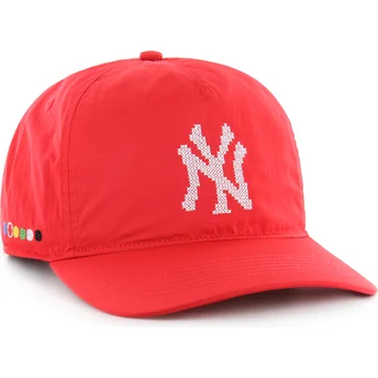 Gorra curva roja snapback Hitch LC Eight Bit Hero de New York Yankees MLB de 47 Brand