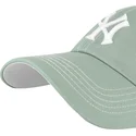 sapkak-ivelt-zold-allithato-clean-up-contrast-stitch-new-york-yankees-mlb-47-brand