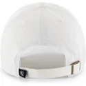 gorra-curva-blanca-con-logo-blanco-ajustable-clean-up-de-new-york-yankees-mlb-de-47-brand