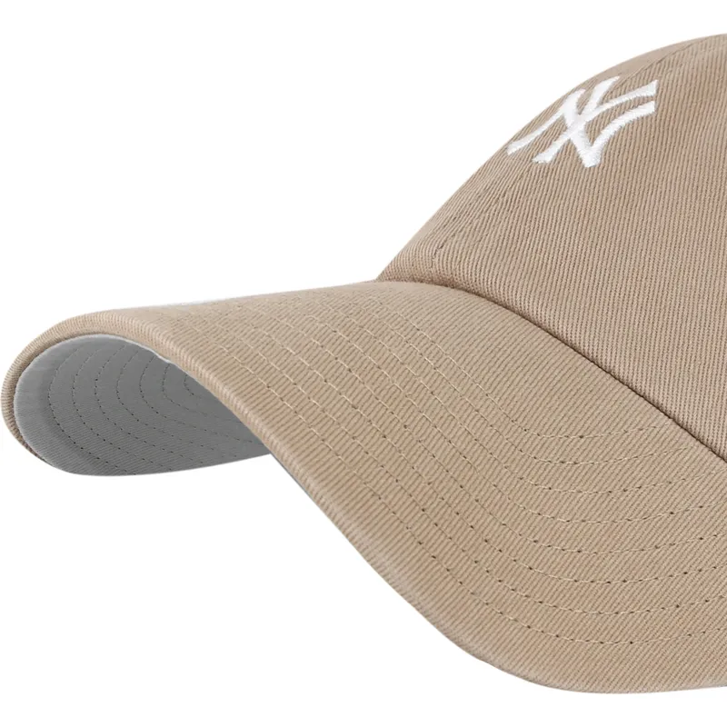 gorra-curva-marron-ajustable-clean-up-base-runner-de-new-york-yankees-mlb-de-47-brand