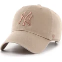 sapkak-ivelt-barna-allithato-clean-up-no-loop-label-new-york-yankees-mlb-47-brand