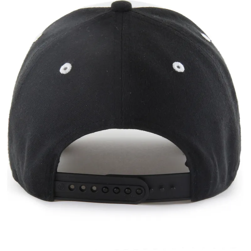 schwarze-und-weisse-gebogene-snapback-kappe-mvp-replica-sure-shot-der-new-york-yankees-mlb-von-47-brand