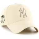 bojd-beige-snapback-keps-med-beige-logotyp-mvp-dt-sure-shot-two-tone-cotton-fran-new-york-yankees-mlb-av-47-brand