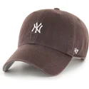 brun-bojd-justerbar-keps-clean-up-base-runner-mini-logo-fran-new-york-yankees-mlb-av-47-brand