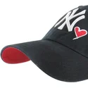 bojd-svart-justerbar-keps-clean-up-heart-icon-fran-new-york-yankees-mlb-av-47-brand