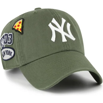 47 Brand Curved Brim Clean Up Badges New York Yankees MLB Green Adjustable Cap