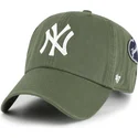 sapkak-ivelt-zold-allithato-clean-up-badges-new-york-yankees-mlb-47-brand