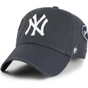 gorra-curva-azul-marino-ajustable-clean-up-badges-vintage-de-new-york-yankees-mlb-de-47-brand