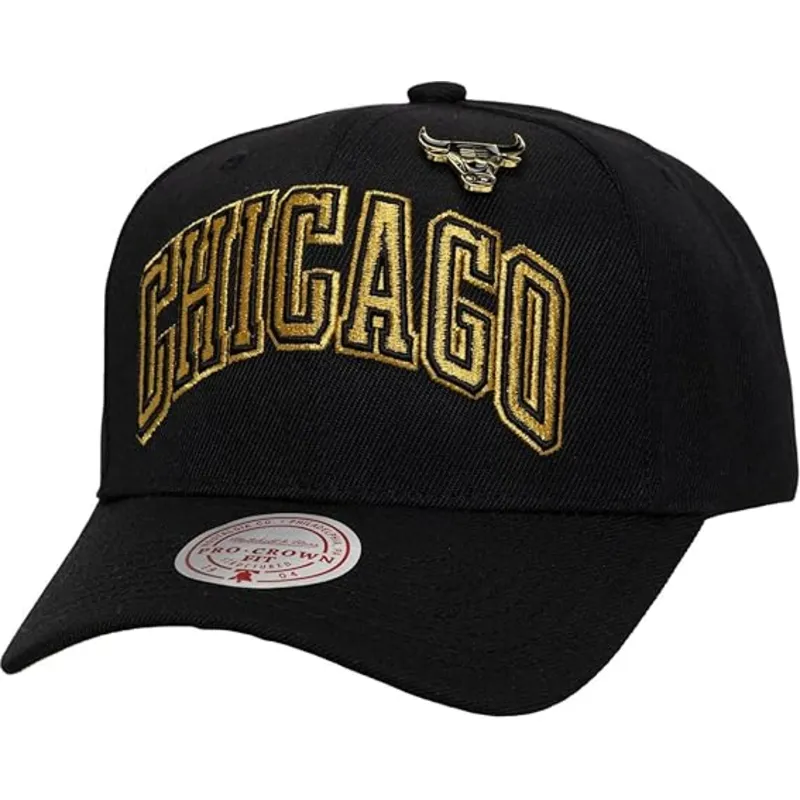 svart-kurvad-snapback-keps-pinned-gold-pro-fran-chicago-bulls-nba-av-mitchell-ness