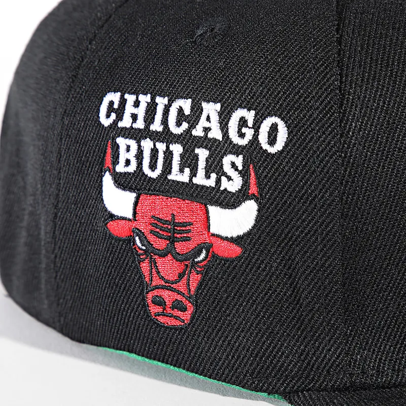 sapkak-lapos-fekete-snapback-triple-play-chicago-bulls-nba-mitchell-ness