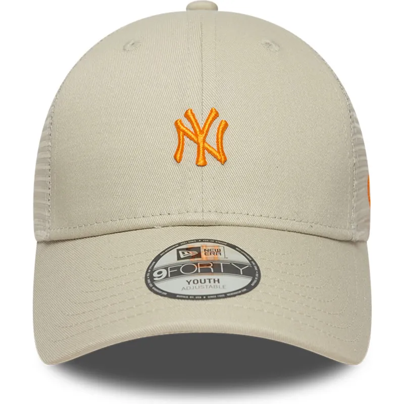 beige-justerbar-trucker-keps-med-orange-logotyp-for-barn-9forty-homefield-new-york-yankees-mlb-fran-new-era