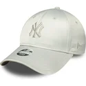 sapkak-ivelt-zold-allithato-9forty-bow-back-satin-new-york-yankees-mlb-new-era