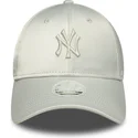new-era-curved-brim-women-9forty-bow-back-satin-new-york-yankees-mlb-green-adjustable-cap