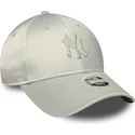 cap-ivelt-zelen-reguliruema-lenta-9forty-bow-back-satin-new-york-yankees-mlb-new-era