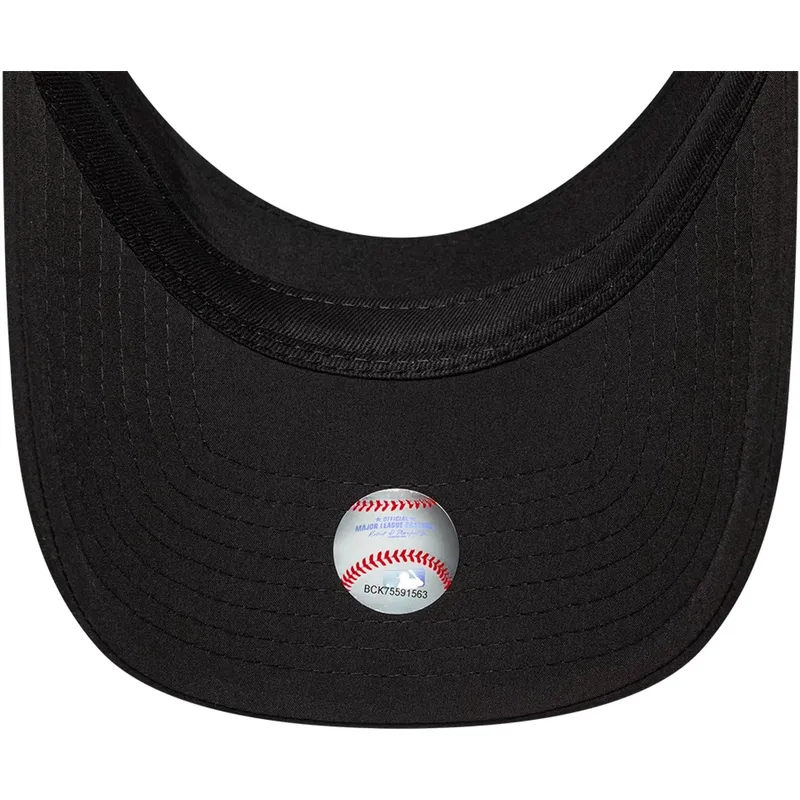 napellenzok-ivelt-fekete-illesztett-sport-new-york-yankees-mlb-new-era