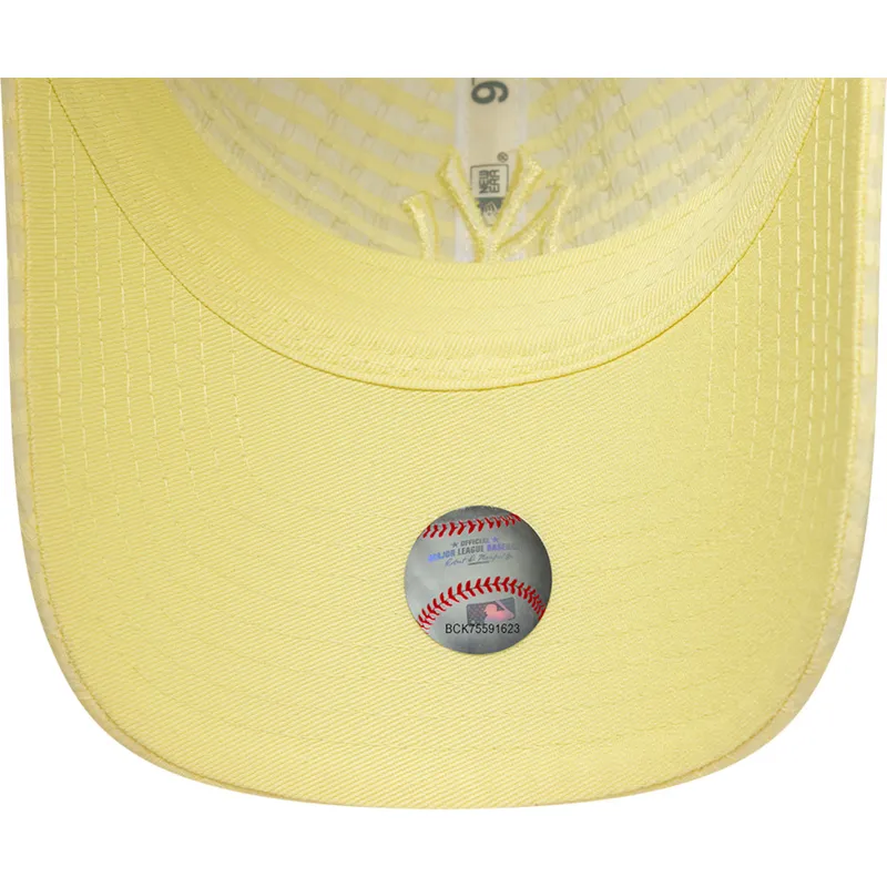 cap-ivelt-zhlt-reguliruema-lenta-9twenty-seersucker-new-york-yankees-mlb-new-era