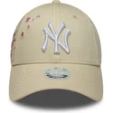 sapkak-ivelt-bezs-allithato-9forty-floral-icon-side-new-york-yankees-mlb-new-era