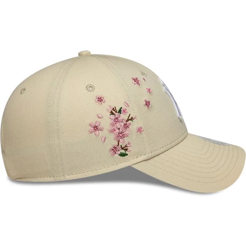 new-era-curved-brim-women-9forty-floral-icon-side-new-york-yankees-mlb-beige-adjustable-cap