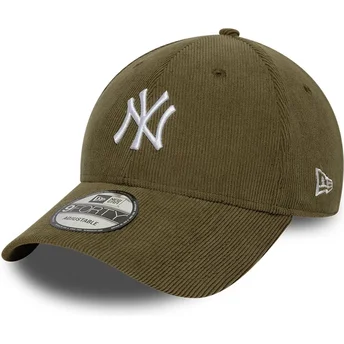 Gorra curva verde ajustable 9FORTY Soft Cord de New York Yankees MLB de New Era