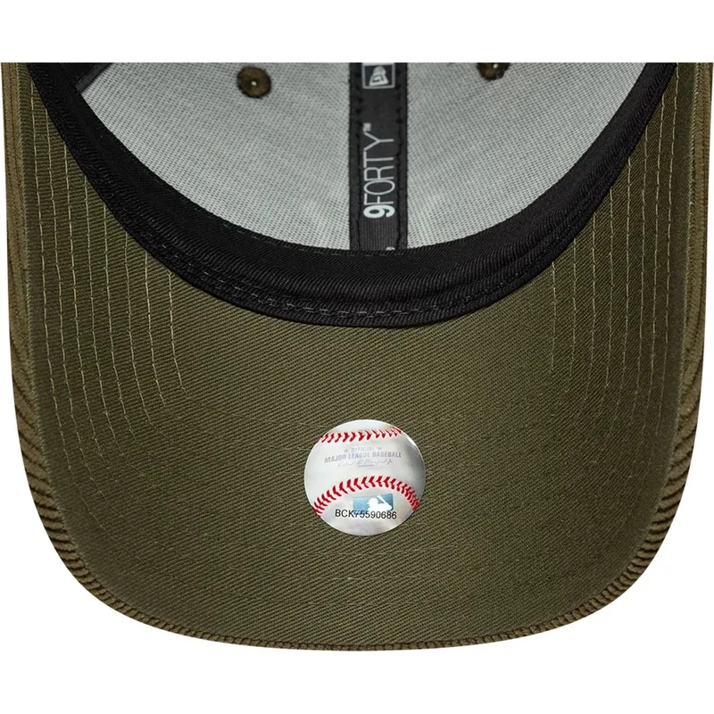 sapkak-ivelt-zold-allithato-pant-9forty-soft-cord-new-york-yankees-mlb-new-era