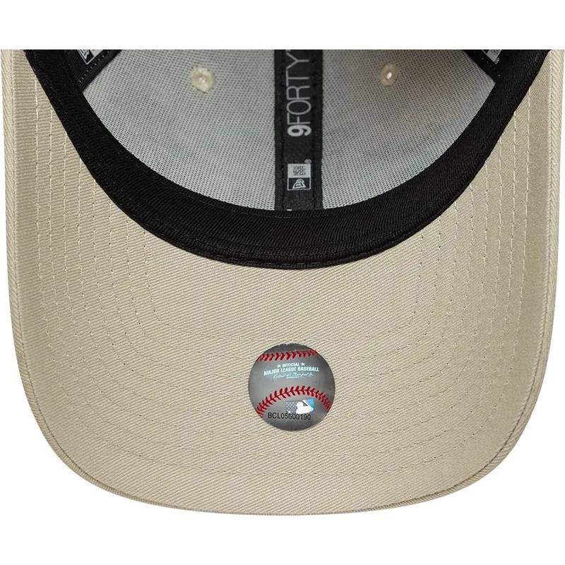 bojd-beige-justerbar-keps-9forty-city-icon-fran-los-angeles-dodgers-mlb-av-new-era