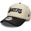 bojd-keps-beige-och-svart-snapback-e-frame-city-icon-fran-los-angeles-lakers-nba-av-new-era