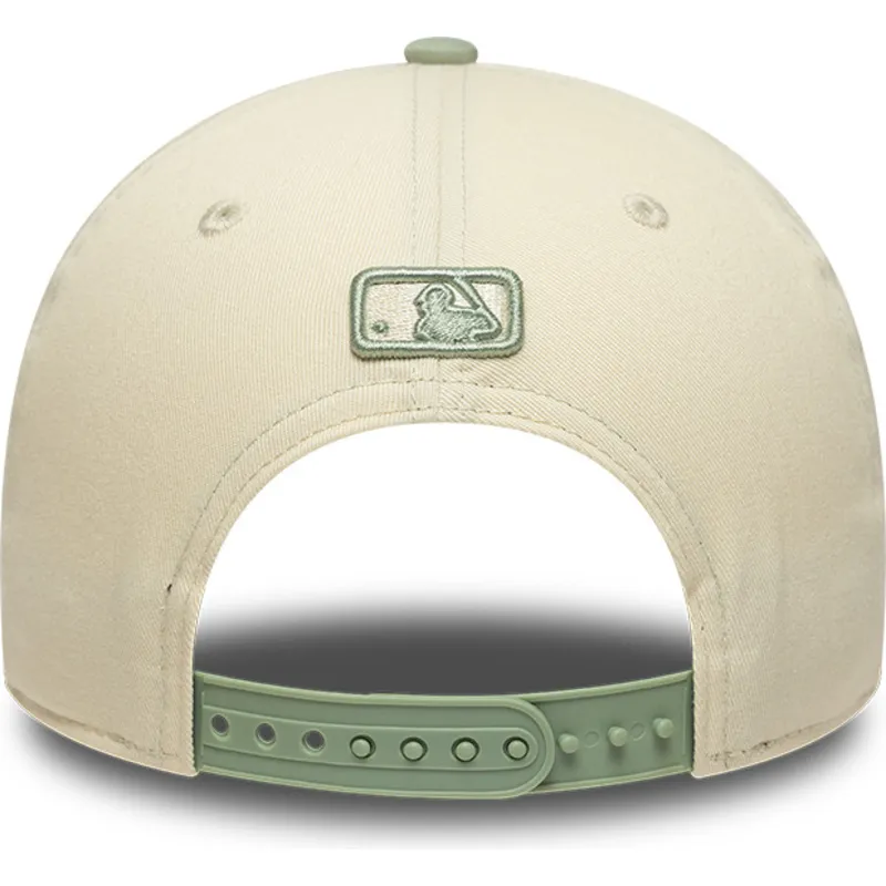 sapkak-ivelt-bezs-snapback-9forty-m-crown-side-script-los-angeles-dodgers-mlb-new-era