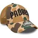 cap-ivelt-kamuflazh-snapbek-9forty-m-crown-wordmark-san-diego-padres-mlb-new-era