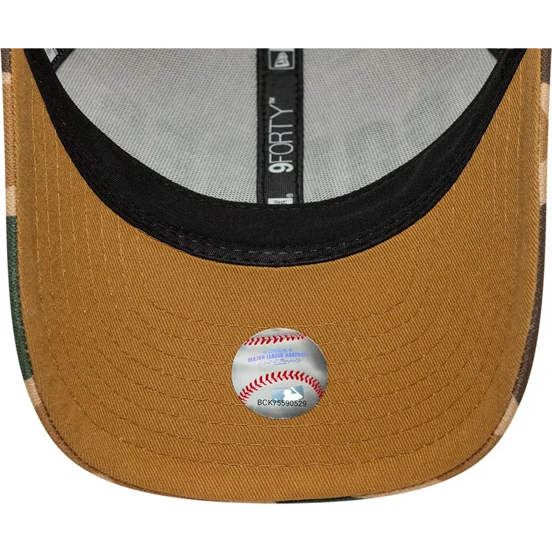cap-ivelt-kamuflazh-snapbek-9forty-m-crown-wordmark-san-diego-padres-mlb-new-era