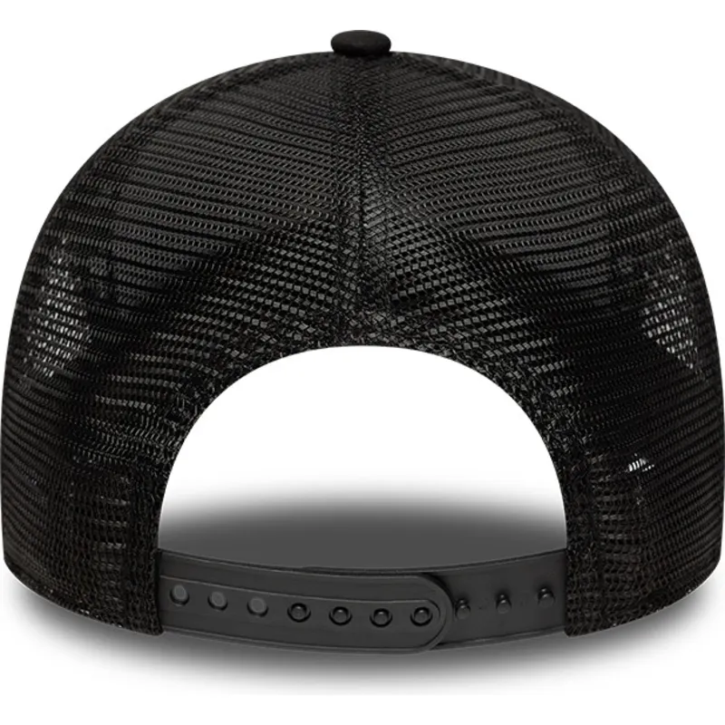 cap-ivelt-cheren-snapbek-9forty-m-crown-a-frame-chicago-bulls-nba-new-era