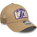 gorra-trucker-beige-9forty-m-crown-a-frame-de-los-angeles-lakers-nba-de-new-era