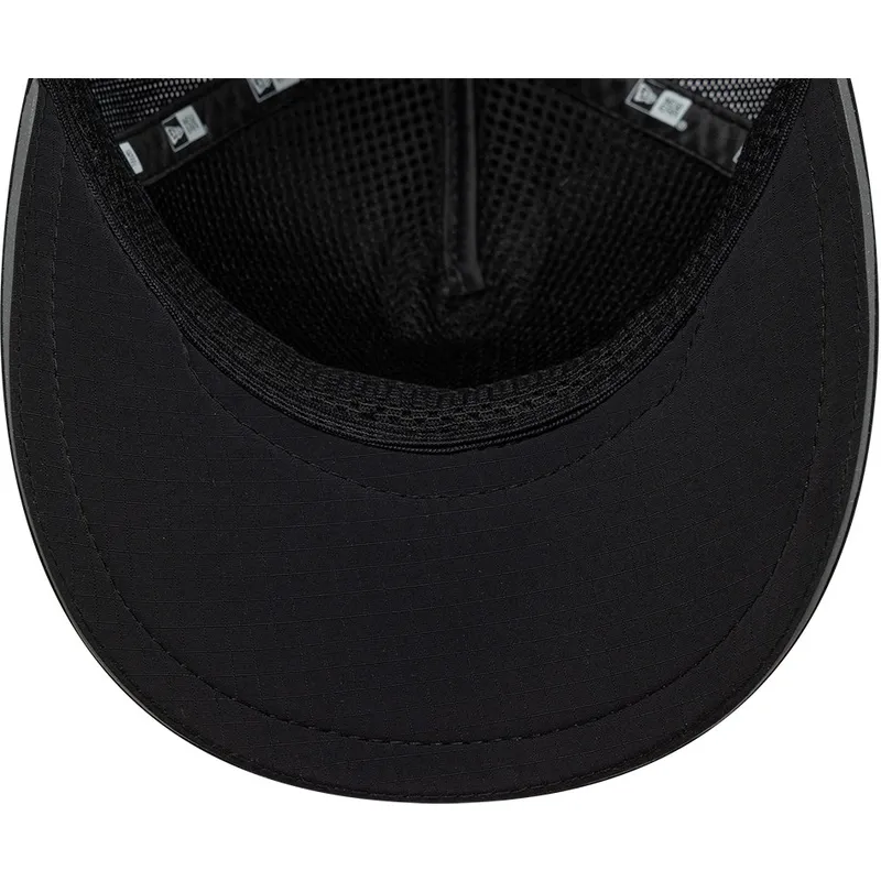 schwarze-verstellbare-trucker-kappe-9forty-apex-reflective-a-frame-von-new-era