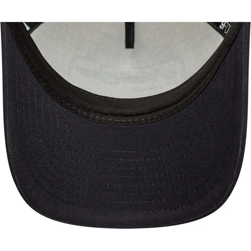 new-era-9forty-m-crown-a-frame-beige-and-navy-blue-trucker-hat