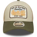 beige-och-gron-trucker-keps-9forty-m-crown-a-frame-fran-new-era