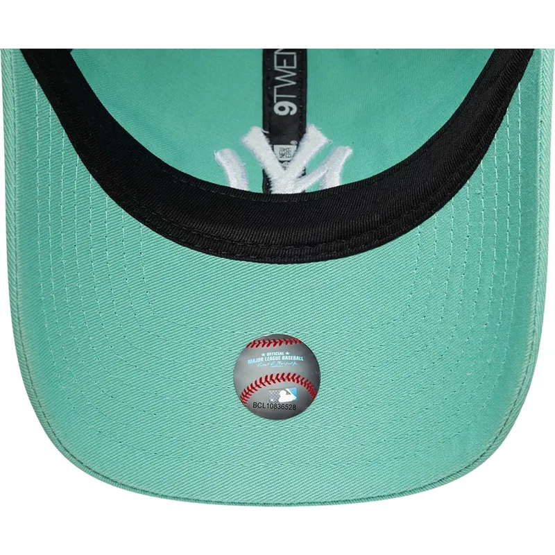 new-era-curved-brim-9twenty-league-essential-new-york-yankees-mlb-light-green-adjustable-cap