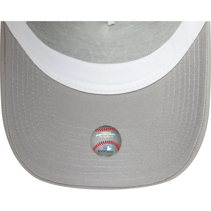 cap-ivelt-siv-snapbek-a-frame-side-patch-new-york-yankees-mlb-new-era