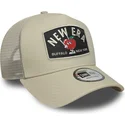 sapkak-ivelt-bezs-snapback-a-frame-summer-patch-new-era