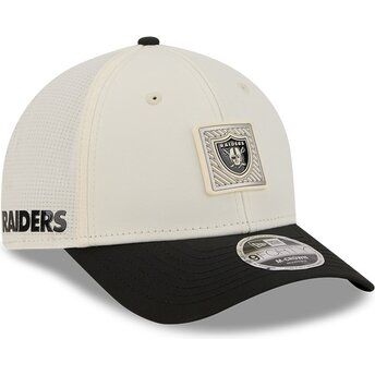 Sapkák ívelt bézs snapback 9FORTY M-Crown Training Pack 2026 Las Vegas Raiders NFL New Era