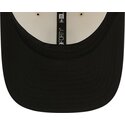 cap-ivelt-bezhov-snapbek-9forty-m-crown-training-pack-2026-las-vegas-raiders-nfl-new-era