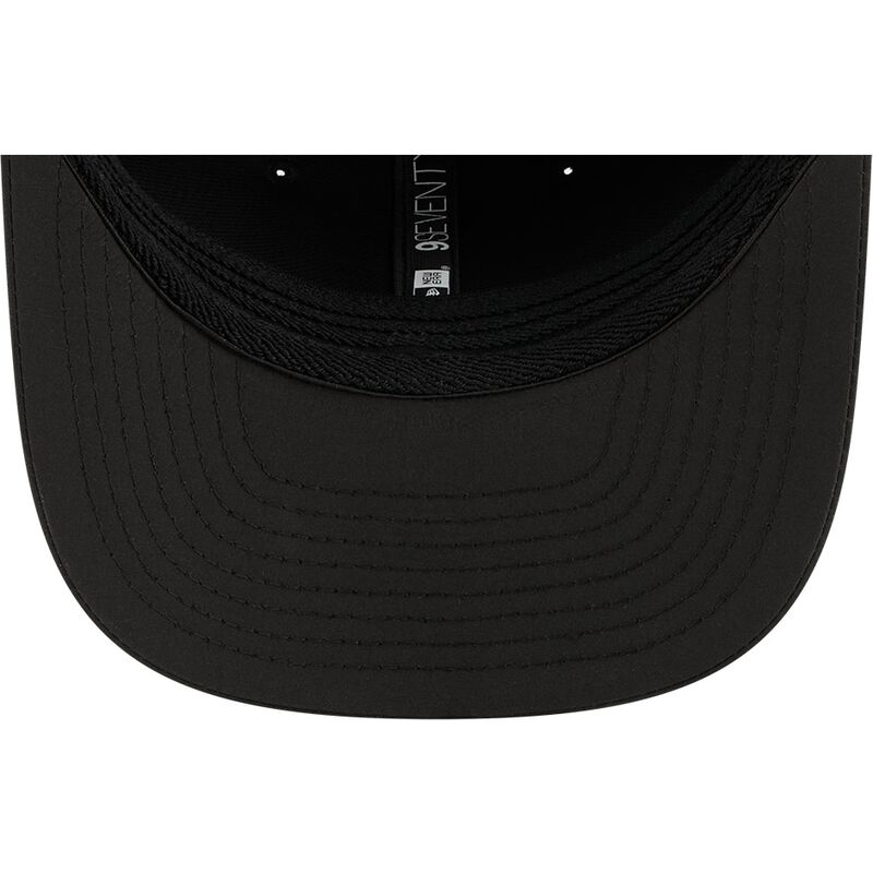sapkak-ivelt-fekete-snapback-9seventy-stretch-snap-training-pack-2026-las-vegas-raiders-nfl-new-era