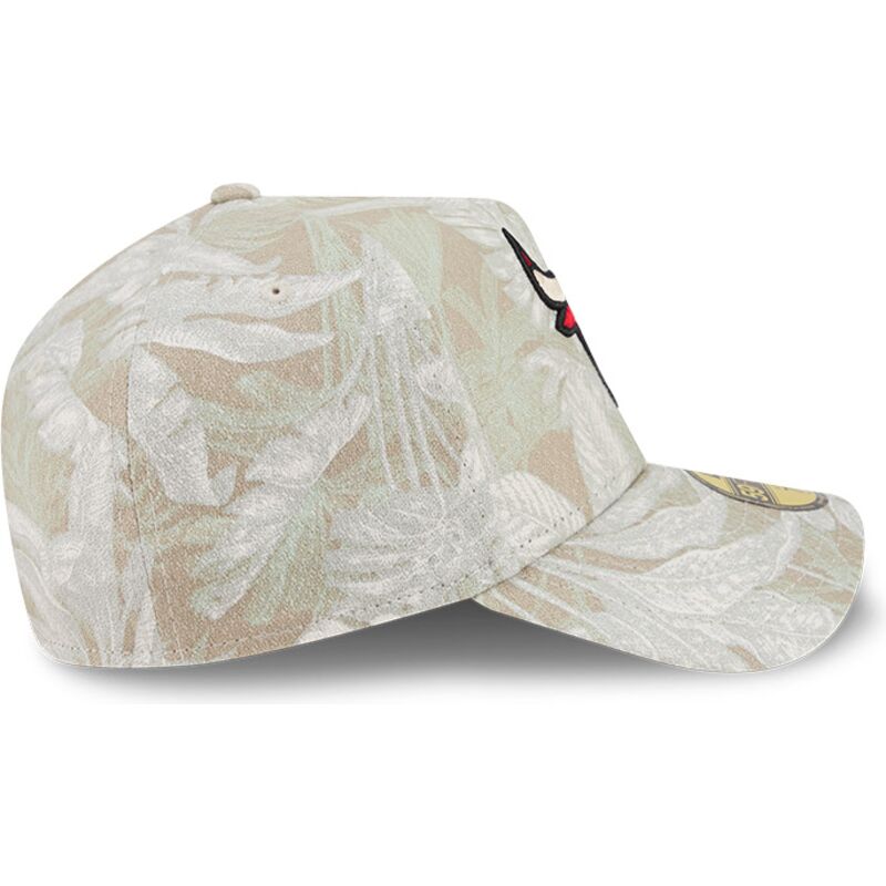 cap-ivelt-bezhov-reguliran-59forty-a-frame-leafy-palm-chicago-bulls-nba-new-era