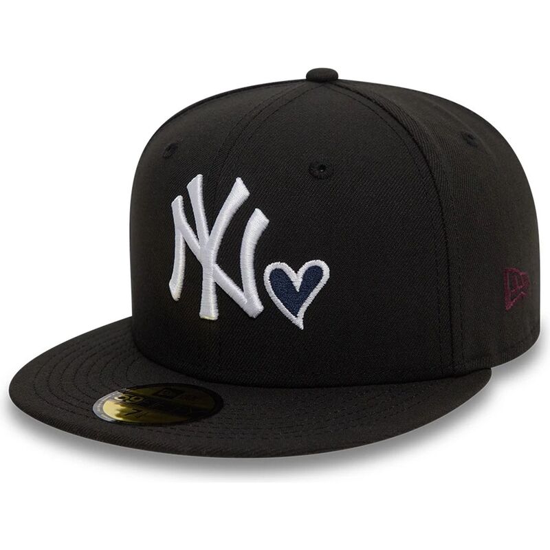 schwarze-anliegende-59fifty-flatcap-heart-icon-der-new-york-yankees-mlb-von-new-era