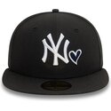 schwarze-anliegende-59fifty-flatcap-heart-icon-der-new-york-yankees-mlb-von-new-era