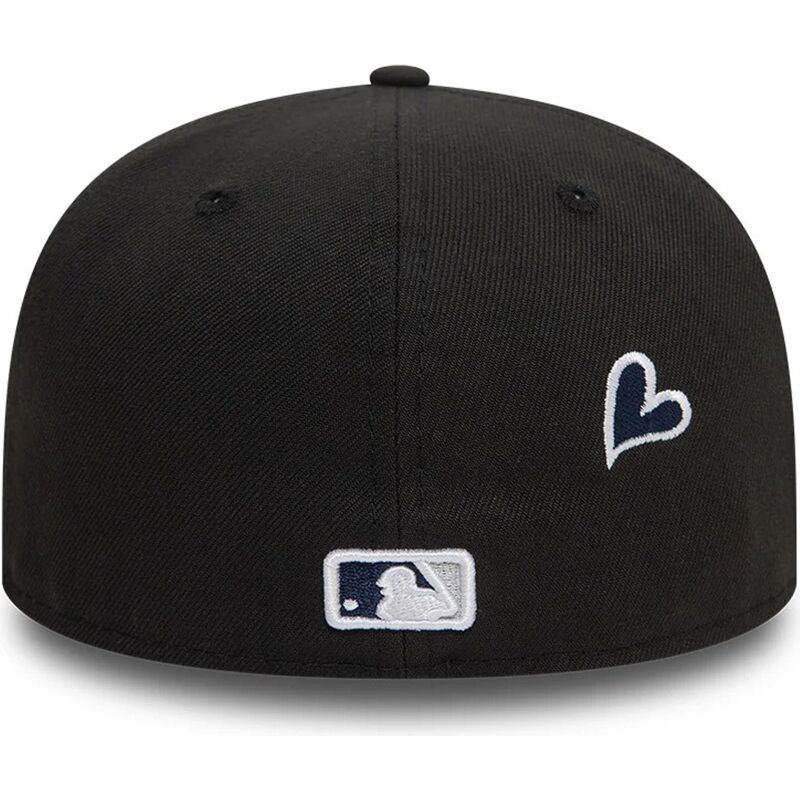 cap-lapos-cheren-reguliran-59fifty-heart-icon-new-york-yankees-mlb-new-era