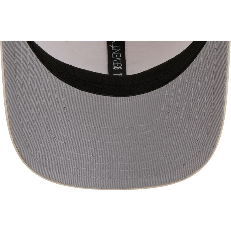 sapkak-ivelt-bezs-snapback-9seventy-stretch-snap-color-pack-new-york-yankees-mlb-new-era