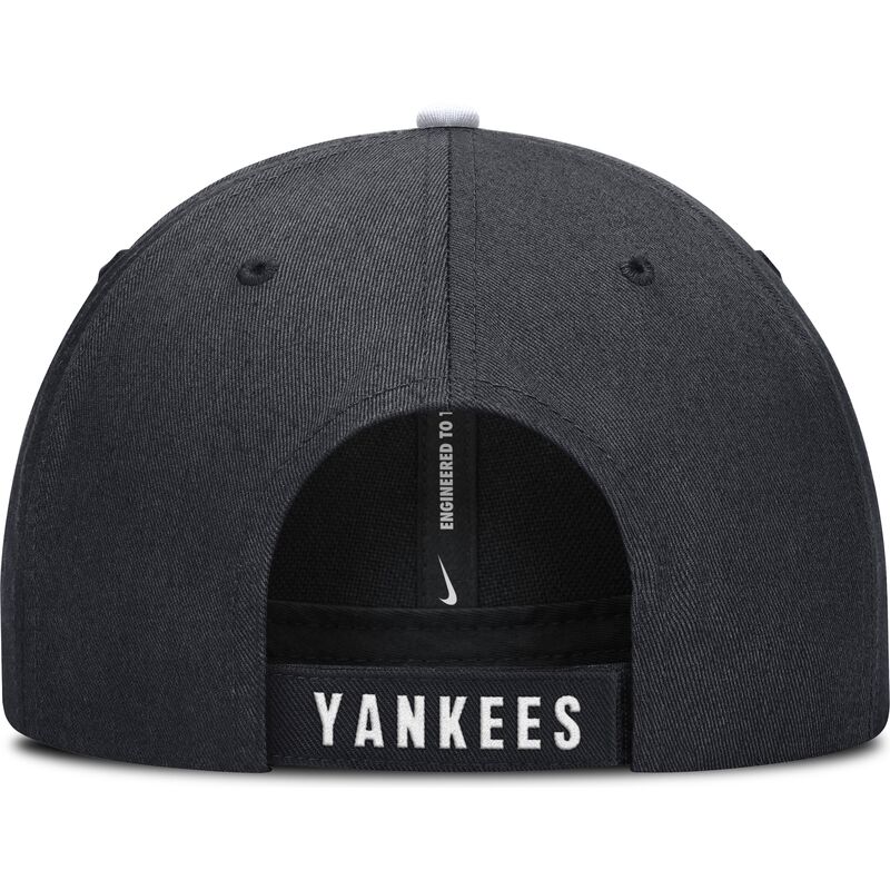 cap-ivelt-tmnosin-reguliruema-lenta-gyereknek-dri-fit-club-structured-new-york-yankees-mlb-nike