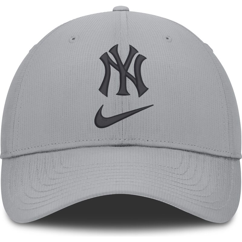graue-verstellbare-gebogene-kappe-primetime-club-structured-uv-poly-ripstop-der-new-york-yankees-mlb-von-nike